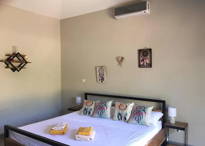 Tee-k Bed & Breakfast 4*